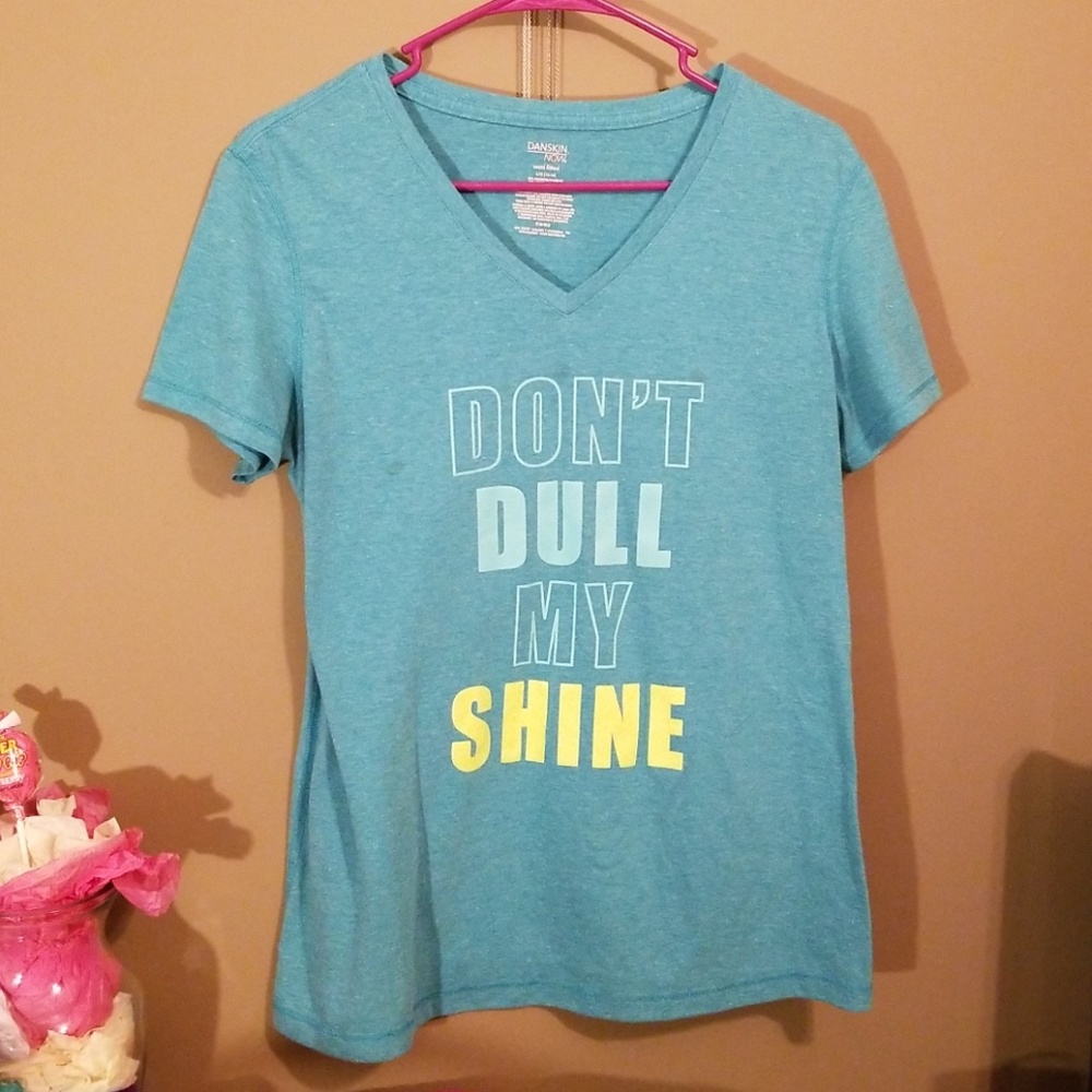 Danskin Now T shirt